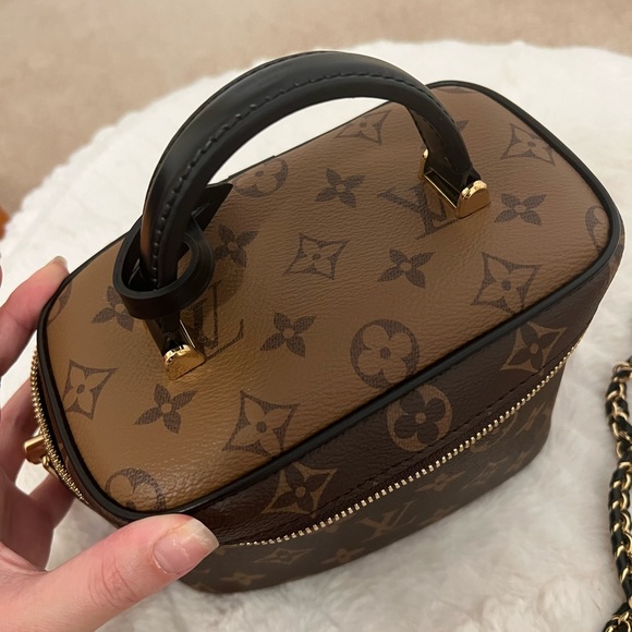 Louis Vuitton Vanity PM - Picture 9 of 11